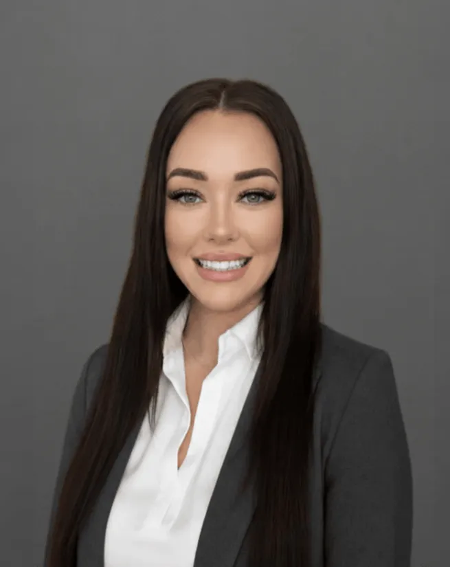 Karly Muller Professional Headshot w - Family Lawyers Sydney